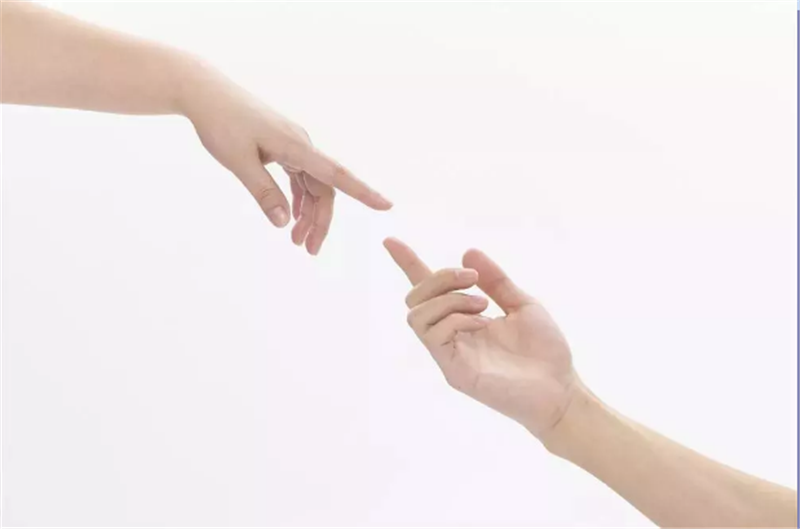 手腳干燥、脫皮，不能全怪天氣，可能是這些原因